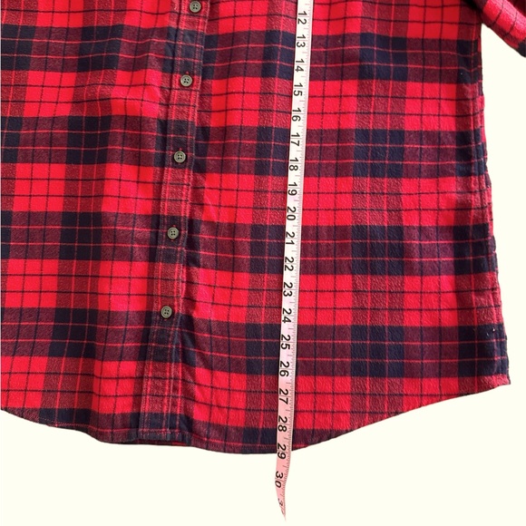 Lands’ End Flannel Shirt Red and Navy Plaid - Picture 5 of 9